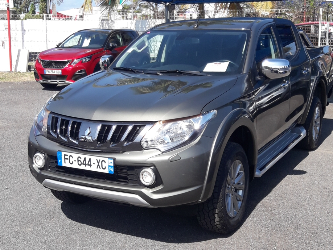 Mitsubishi l200 intense