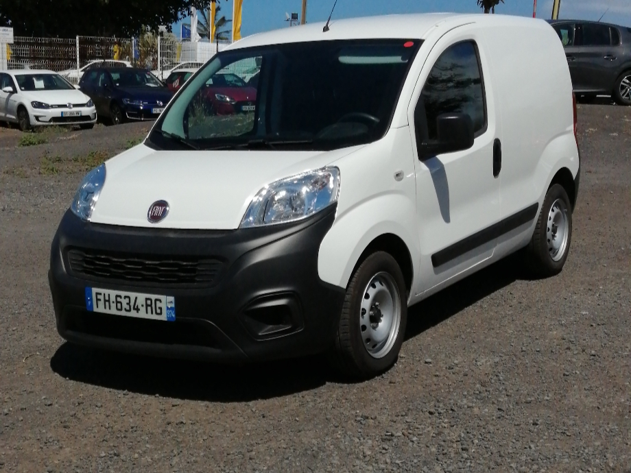 Voiture d’occasion FIAT FIORINO VAN PACK PRO1.3 MJT 95 CV année 2019 ...