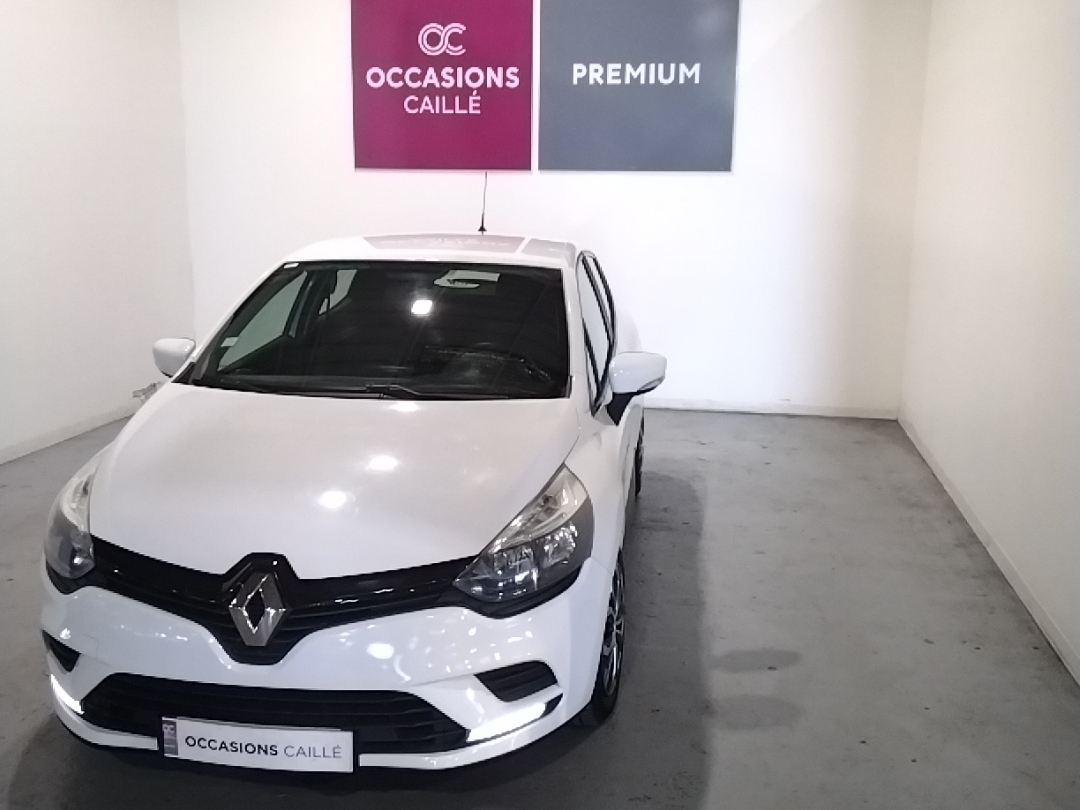 Voiture d’occasion RENAULT CLIO IV 1.9 DCI 75CV année 2017 62850 km à